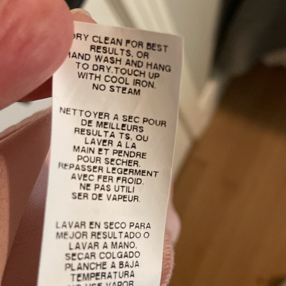 EUC Karen Kane Blush Pink blouse Sz Medium 2/$25 - Picture 3 of 5